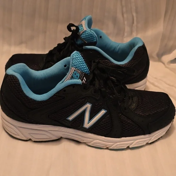 New Balance Black And Blue Running Shoe 401 7.5 - Picture 3 of 4